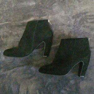Kimchi Blue Black Suede Ankle Booties